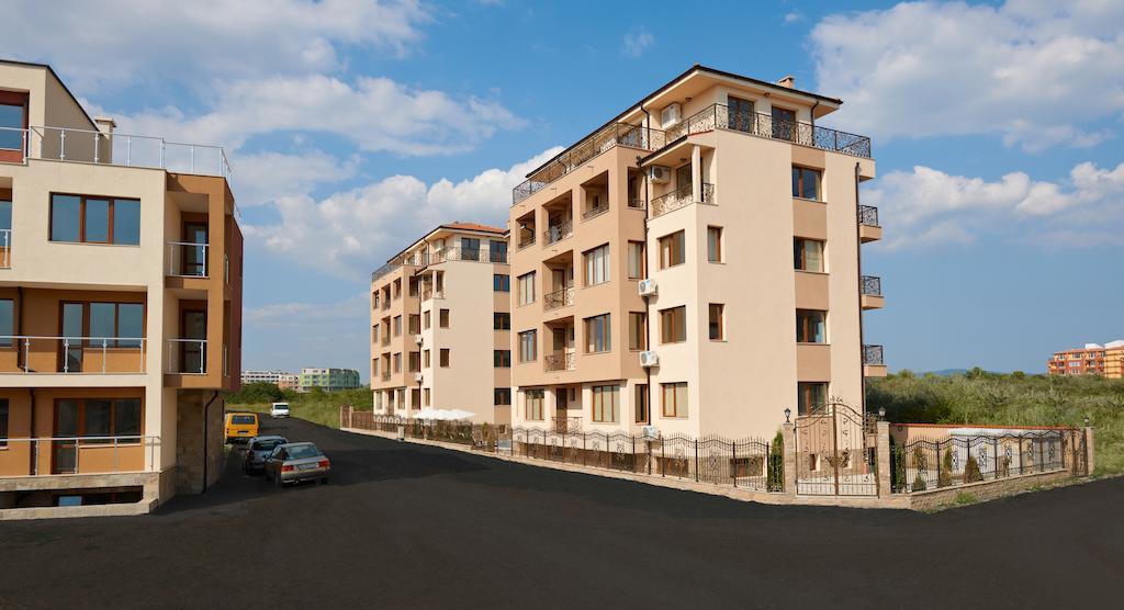Stanny Court Aparthotel Nessebar Extérieur photo